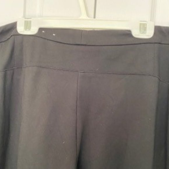 Clearance: Reitmans Black Stretchy dress pants - Picture 3 of 5